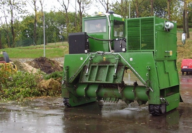 przerzucarka-kompostu-gasiennicowa---f000051249
